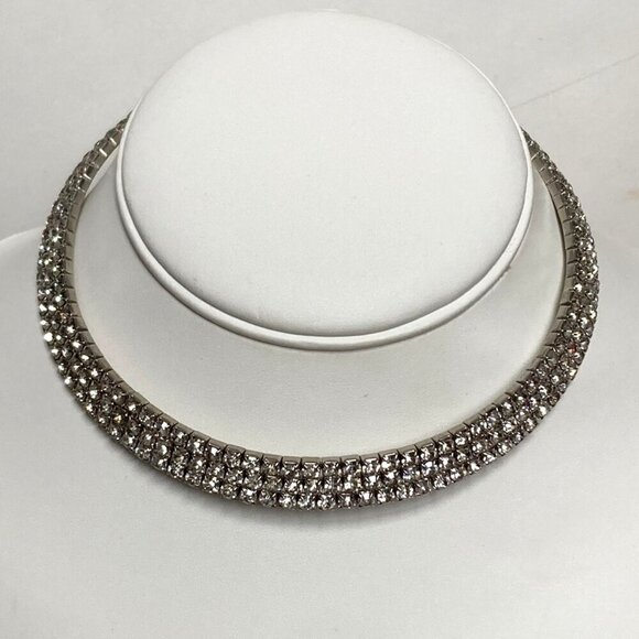 Rhinestone Choker Necklace Silver Tone Prong Set Lobster Clasp Adjustable Length - Picture 2 of 8